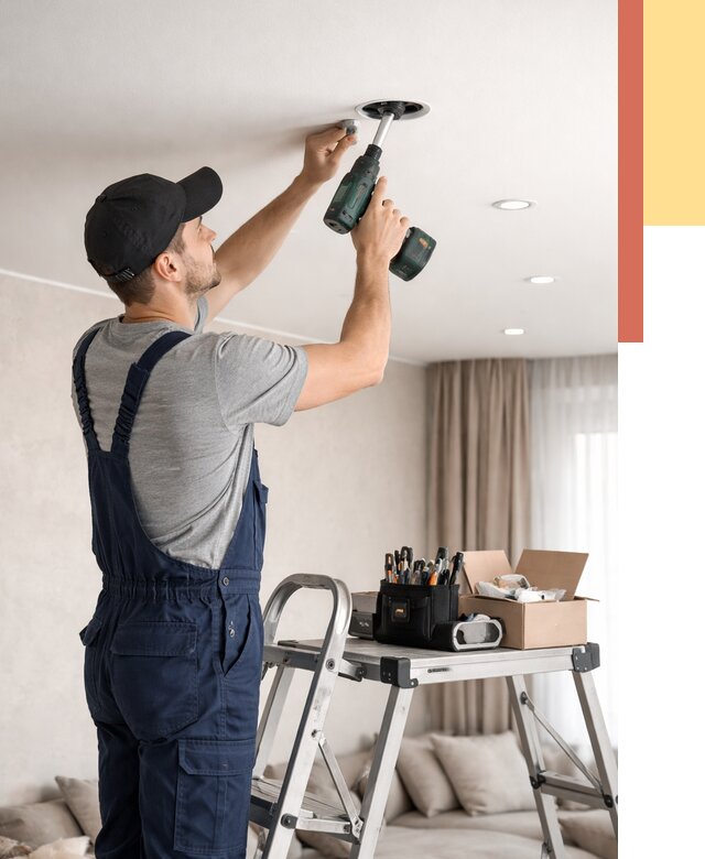 Установка и монтаж точечных светильников в натяжной потолок в Ачинске от 1823 руб. | ОТДЕЛОЧНИК-Чнс